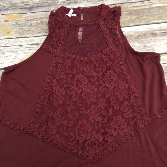 Maurice’s Tank Top - Picture 2 of 5